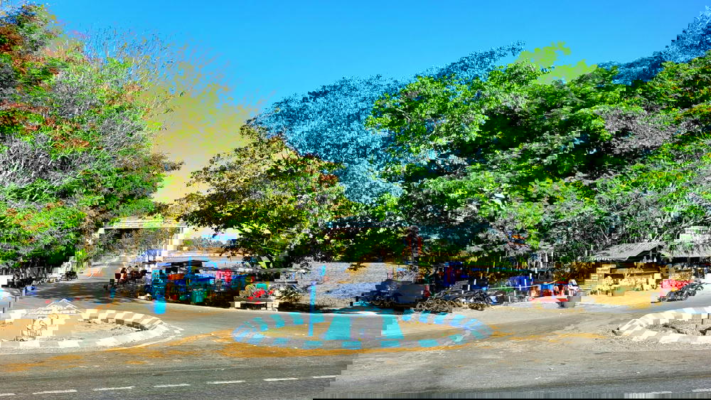 Way to Ezhaai and Veedur